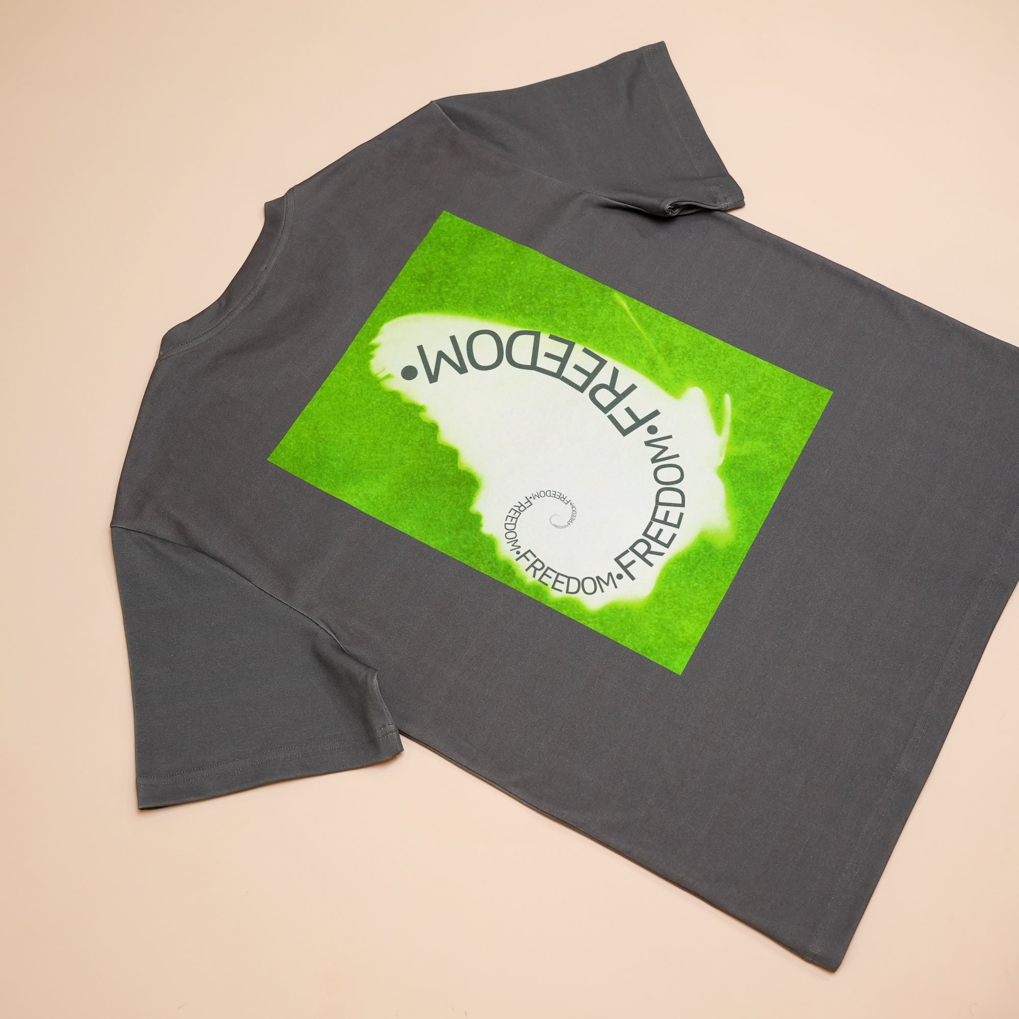 Fibonacci Tee in Black 33/Green