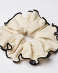 Scrunchie • Yang