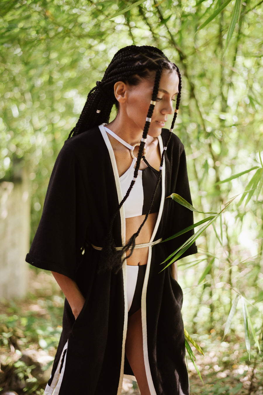 Azabi Kimono, Yin